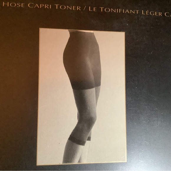 Donna Karan lightweight no hose capri toner, color dark nude, size: M - Picture 2 of 9